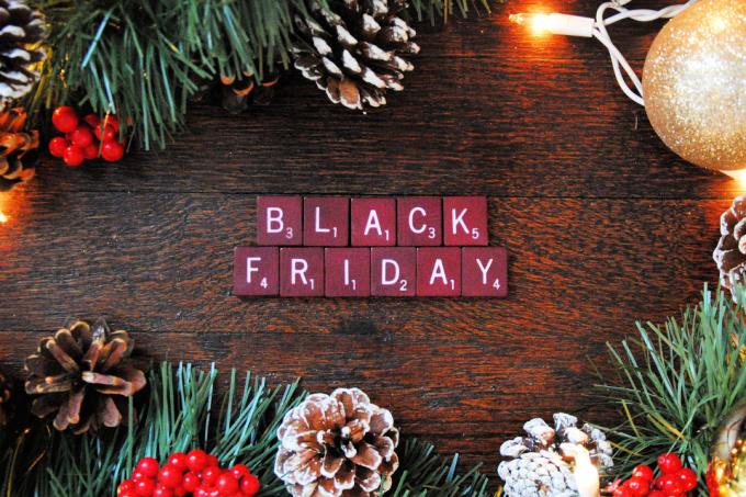 Black Friday Christmas shopping