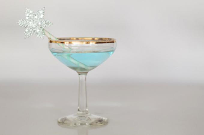 Christmas aviation cocktail