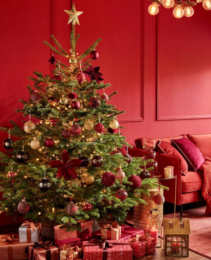 Dobbies Yuletide Wonder Christmas decorations