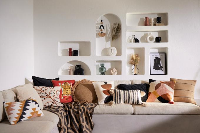 George Home SAHARA living room lifestyle shot