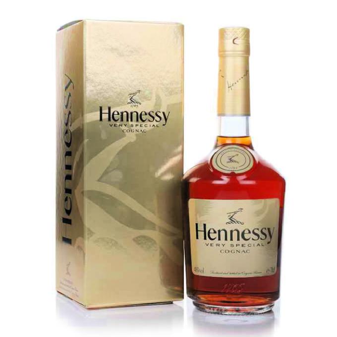 Hennessy Very Special Cognac holiday 2022 gift pack