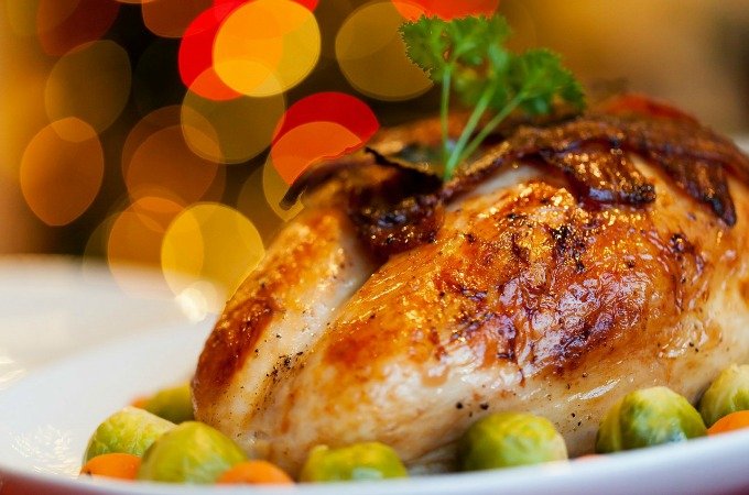 how to use up christmas dinner leftovers leftover turkey stuffing mince pies cranberry