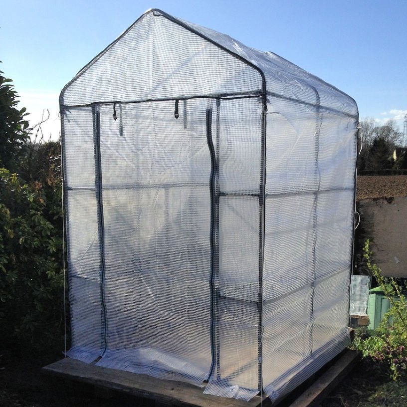 small greenhouse unheated